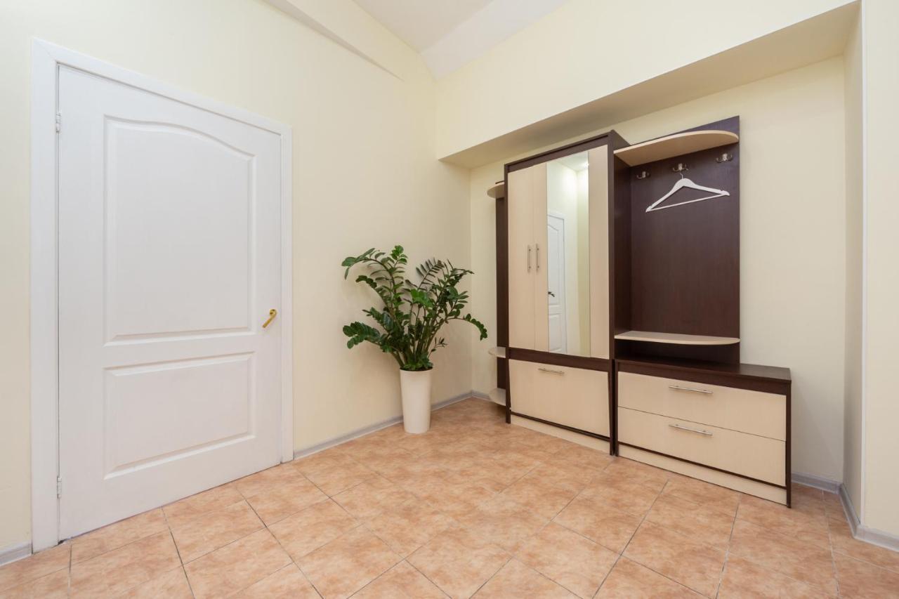 Apartment Center Of Odessa Exterior foto