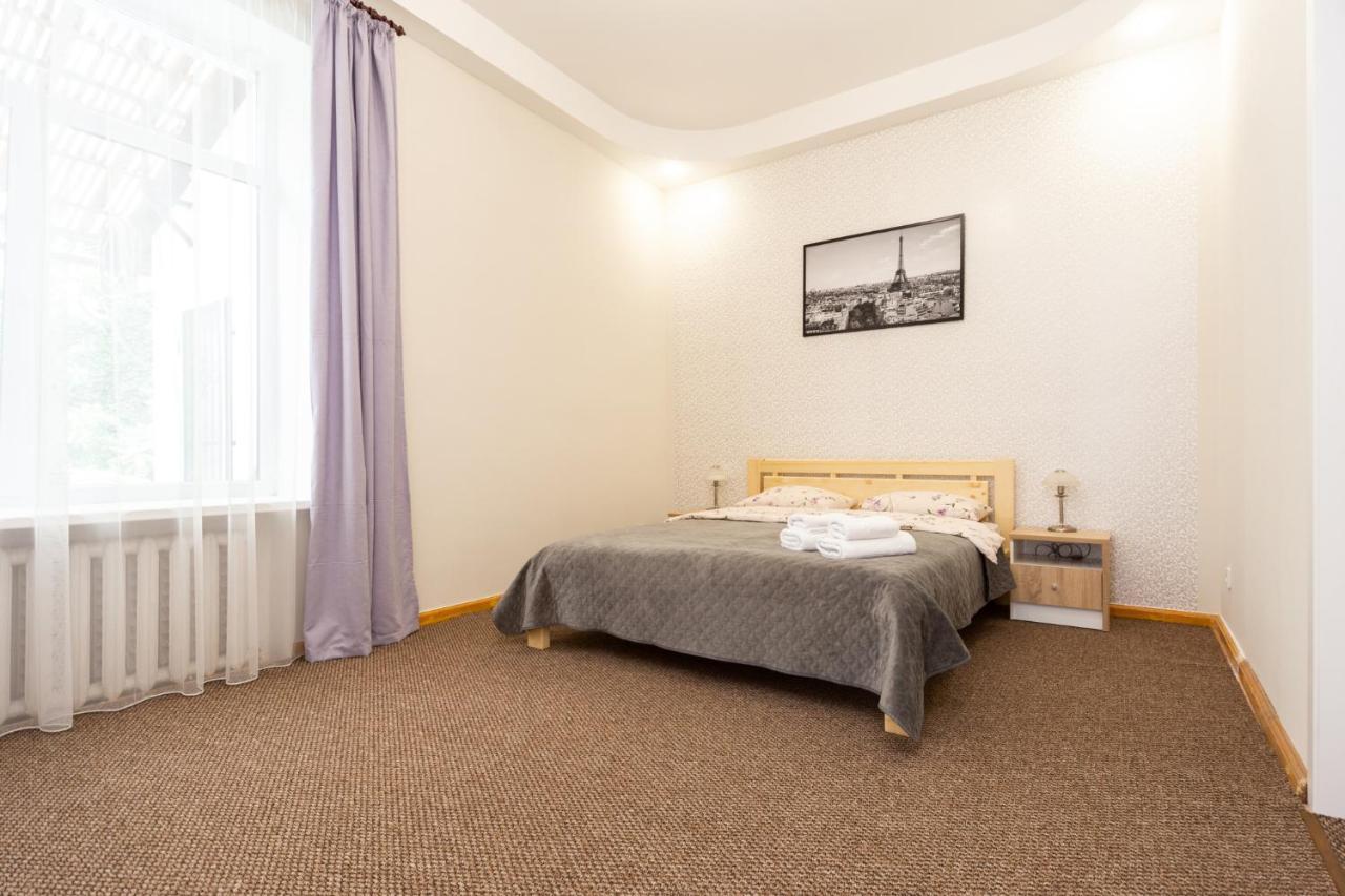 Apartment Center Of Odessa Exterior foto